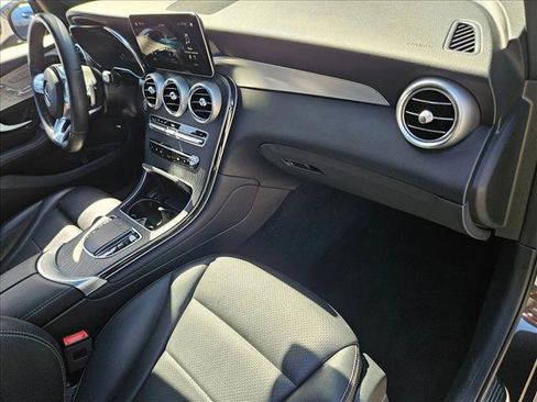 Used 2022 Mercedes-Benz GLC 300 image 20