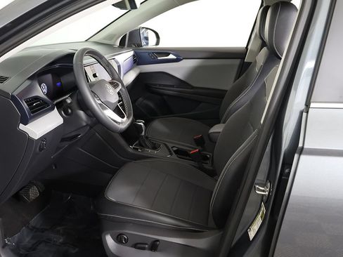 Used 2023 Volkswagen Taos SE FWD image 29