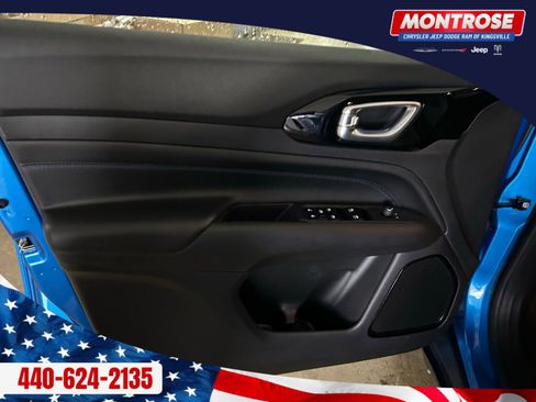 New 2026 Jeep Compass Limited image 9