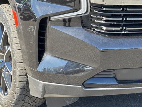Used 2021 Chevrolet Suburban RST AWD/4WD image 43