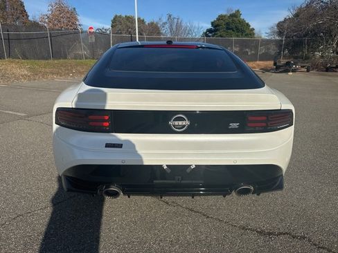 Used 2024 Nissan Z Performance w/ Floor Mat Package image 4
