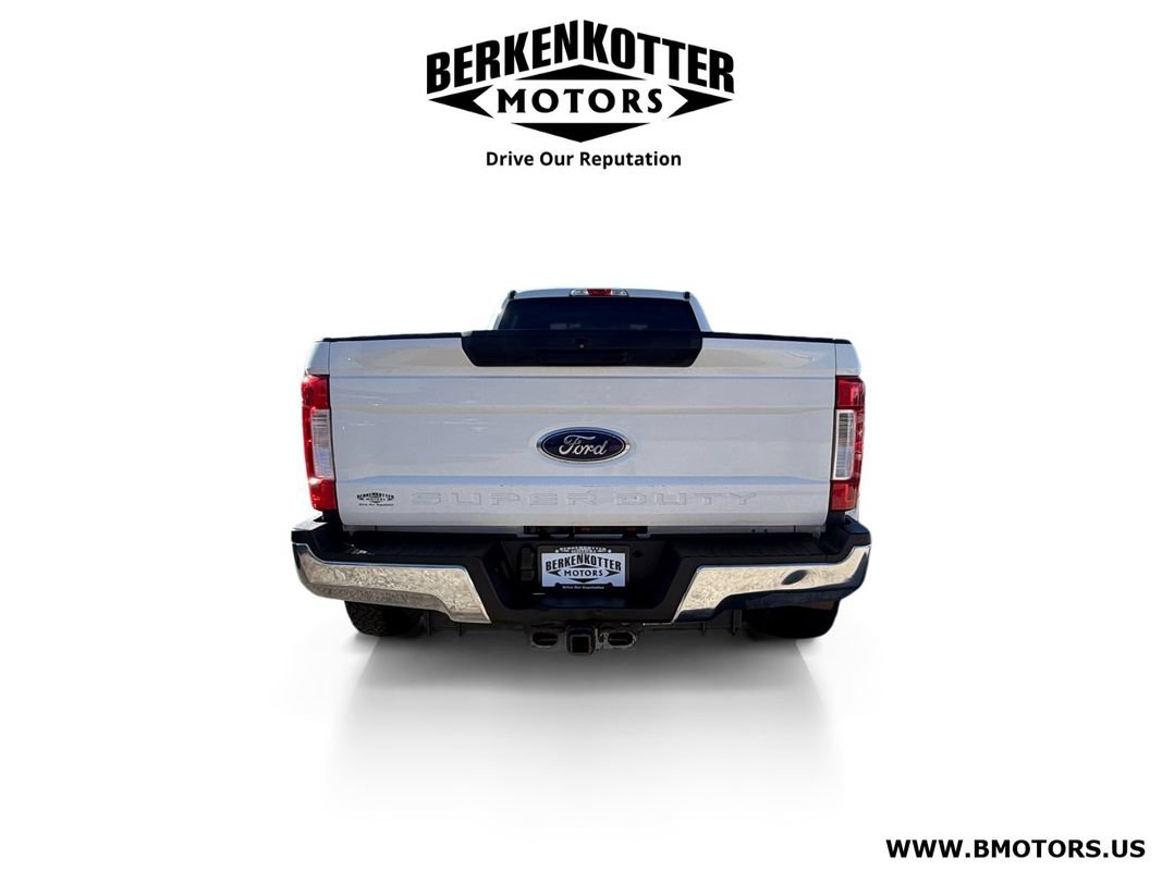 Used 2019 Ford F350 XLT AWD/4WD image 4