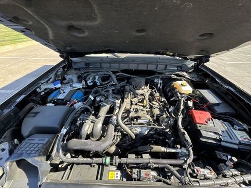 New 2024 Ford Bronco Outer Banks w/ Sasquatch Package image 25