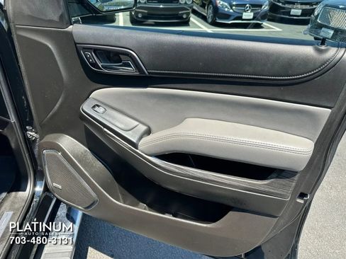 Used 2018 Chevrolet Tahoe LT w/ LT Signature Package AWD/4WD image 20