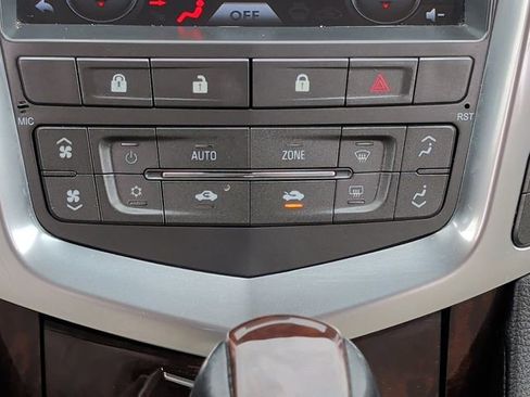 Used 2012 Cadillac SRX Luxury image 4