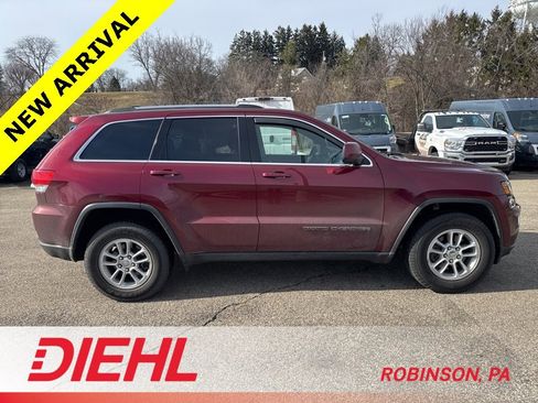 Used 2018 Jeep Grand Cherokee Laredo image 5