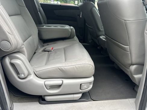 Used 2014 Honda Odyssey EX-L image 18