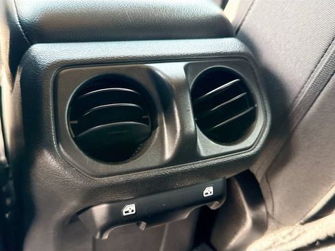 Used 2023 Jeep Wrangler Unlimited w/ Cold Weather Group AWD/4WD image 28
