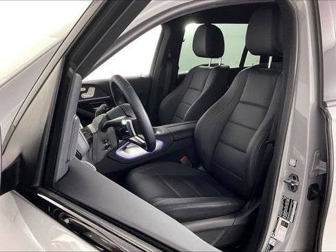 Used 2026 Mercedes-Benz GLS 450 4MATIC image 17