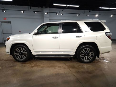 Used 2021 Toyota 4Runner Limited RWD image 4