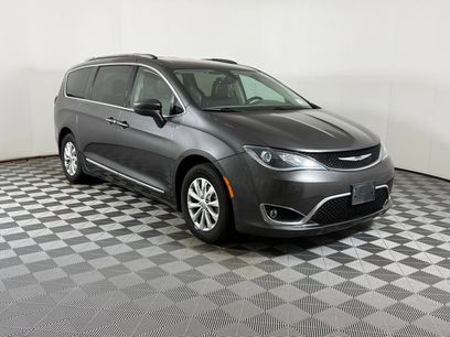 Used 2019 Chrysler Pacifica Touring-L