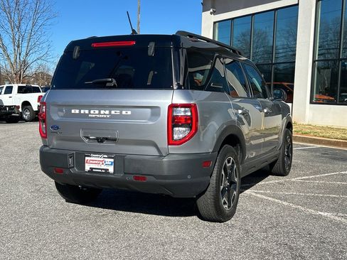 Used 2022 Ford Bronco Sport Outer Banks image 8