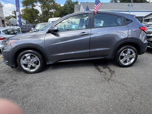 Used 2022 Honda HR-V LX image 7