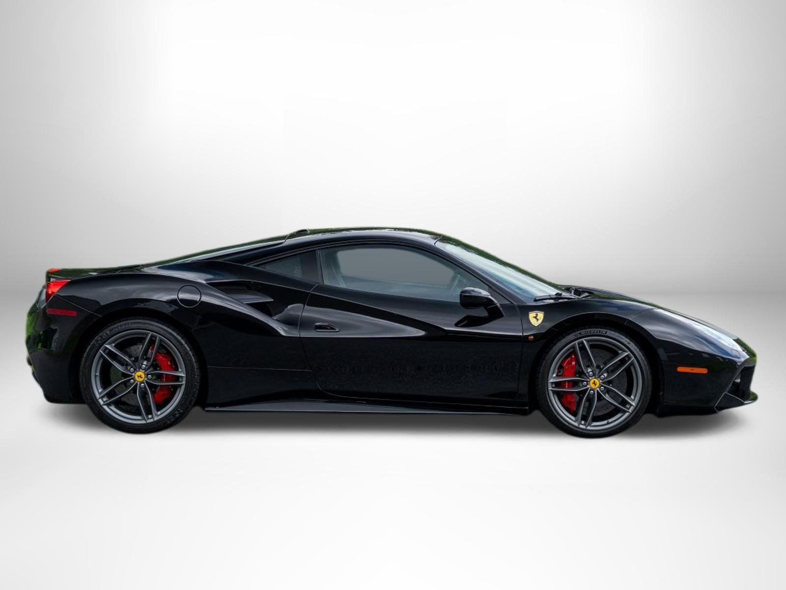 Used 2018 Ferrari 488 GTB RWD image 6
