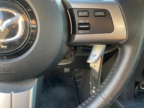 Used 2008 MAZDA MX-5 Miata Touring w/ Interior Trim Pkg RWD image 13