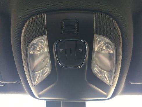 New 2026 Jeep Compass Latitude image 22