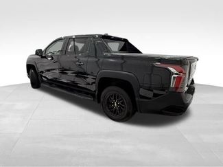 Used 2025 Chevrolet Silverado EV LT video 2