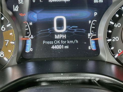 Used 2025 Jeep Compass Limited AWD/4WD image 19
