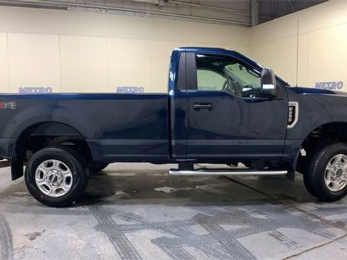 Used 2019 Ford F250 XL w/ STX Appearance Package image 2