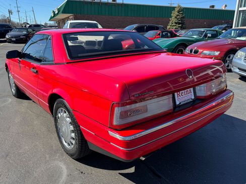 Used 1993 Cadillac Allante FWD image 10