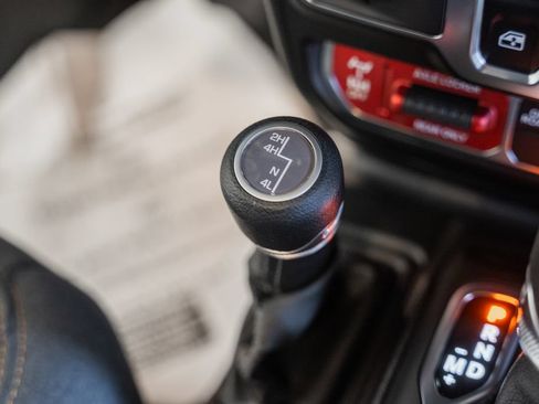 New 2026 Jeep Wrangler Sport AWD/4WD image 30
