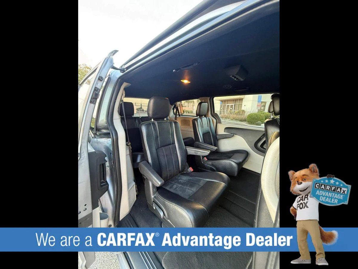 Used 2018 Dodge Grand Caravan SXT FWD image 44