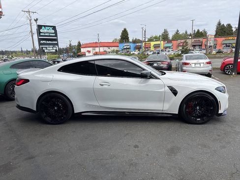Used 2021 BMW M4 Competition w/ Executive Package RWD image 10
