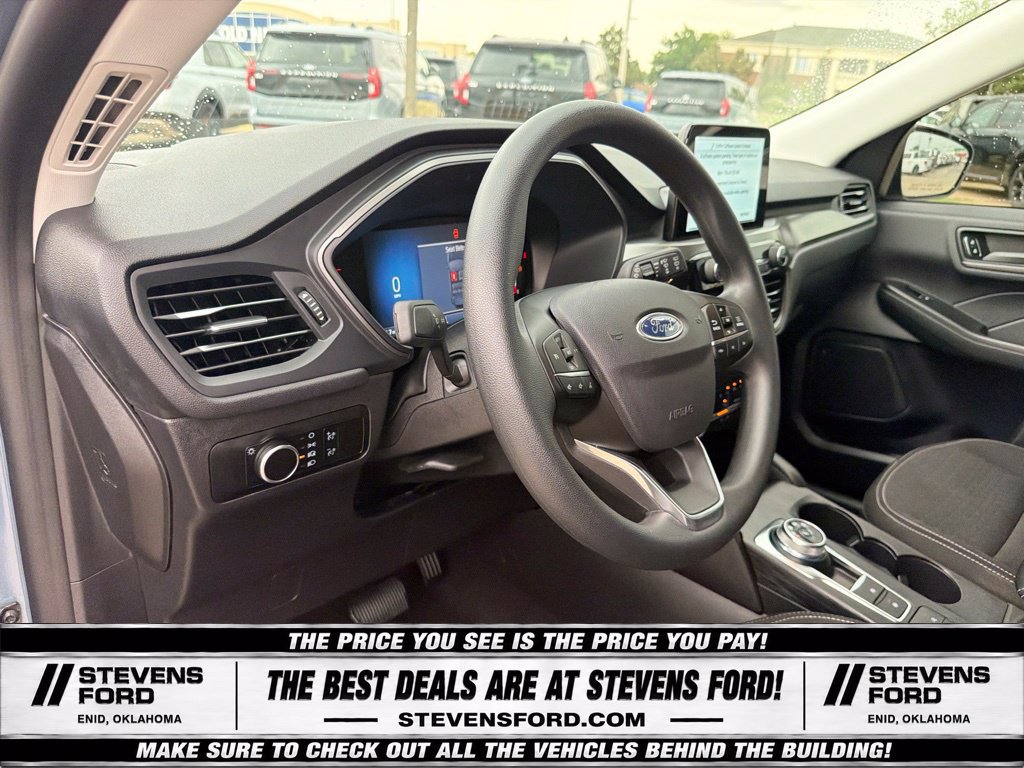 Used 2025 Ford Escape Active FWD image 18