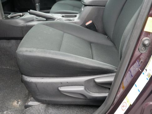 Used 2017 Toyota RAV4 LE w/ All Weather Liner Package AWD/4WD image 14