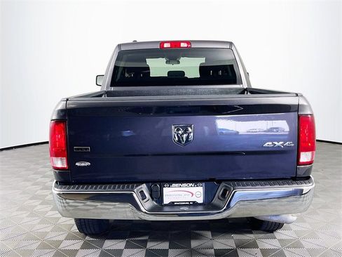 Used 2024 RAM 1500 Classic SLT image 7