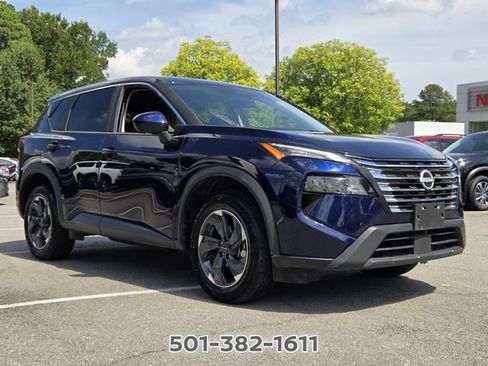 Used 2025 Nissan Rogue SV FWD image 7