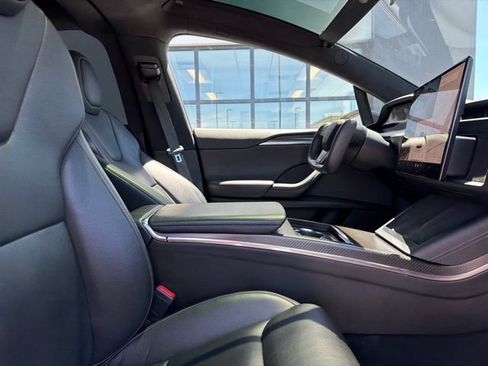 Used 2022 Tesla Model X Plaid AWD/4WD image 12