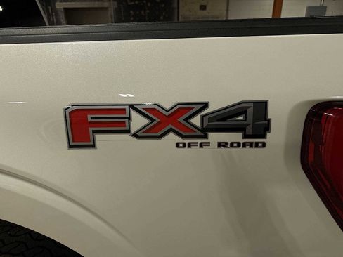 Used 2021 Ford F150 Lariat image 27