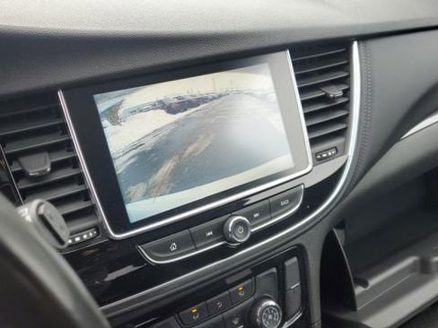 Used 2019 Buick Enclave Essence image 14