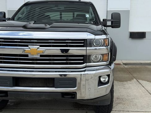 Used 2015 Chevrolet Silverado 2500 LTZ w/ Duramax Plus Package AWD/4WD image 28