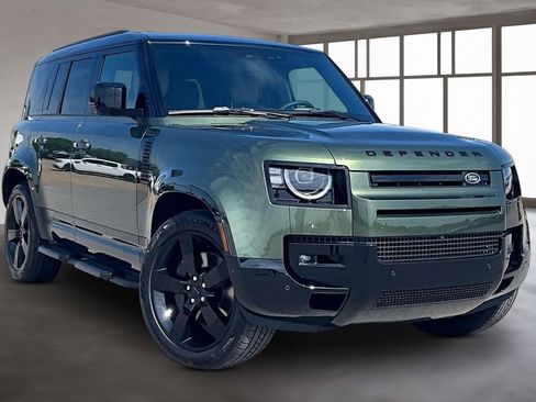 New 2026 Land Rover Defender 110 X-Dynamic SE AWD/4WD image 2