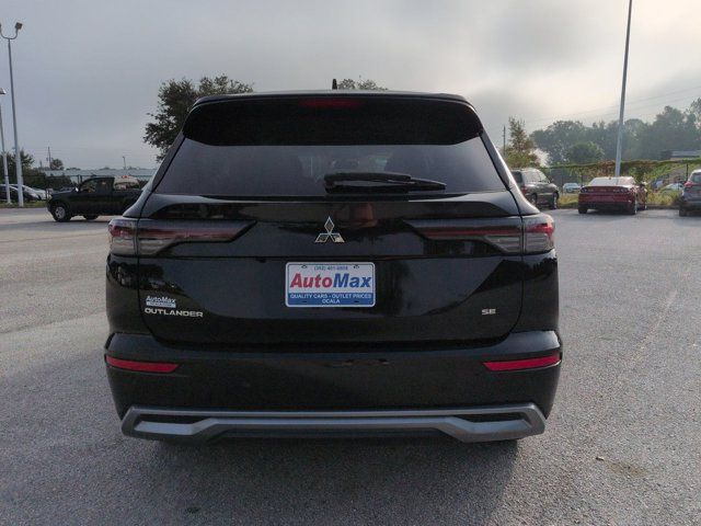 Used 2025 Mitsubishi Outlander SE FWD image 5