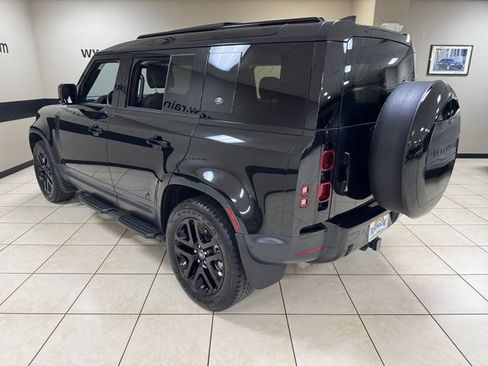 Used 2024 Land Rover Defender 110 S AWD/4WD image 4