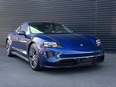 Certified 2024 Porsche Taycan GTS AWD/4WD image 29