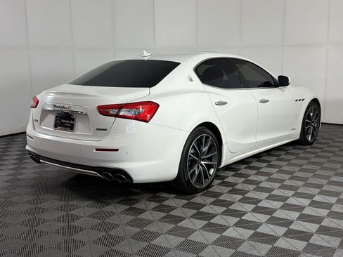 Used 2020 Maserati Ghibli S GranLusso AWD/4WD image 9