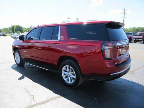 Certified 2024 Chevrolet Suburban Premier AWD/4WD image 10