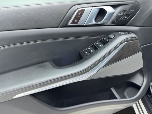 Used 2024 BMW X5 sDrive40i w/ Premium Package image 37