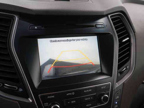 Used 2017 Hyundai Santa Fe SE w/ Cargo Package AWD/4WD image 22