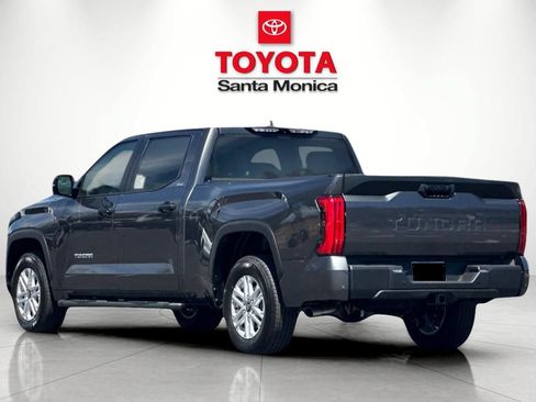 New 2026 Toyota Tundra SR5 w/ SR5 Convenience Package RWD image 5