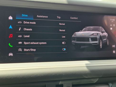 New 2026 Porsche Cayenne S AWD/4WD image 17