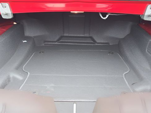 Used 2024 Chevrolet Camaro LT w/ Technology Package image 18