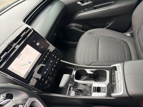 Used 2023 Hyundai Santa Cruz SEL Premium image 17