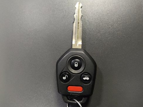 Used 2024 Subaru Impreza 2.0i image 32