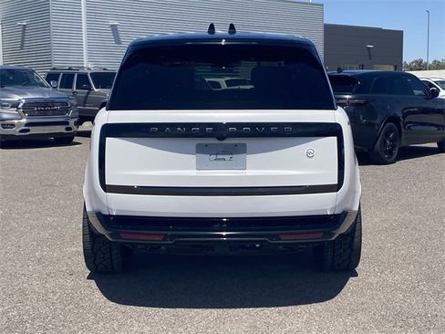 New 2025 Land Rover Range Rover SV image 18