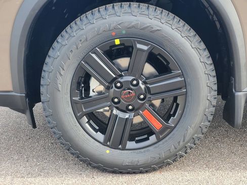 New 2026 Nissan Rogue SV image 5